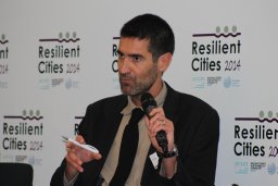 Efren Feliú