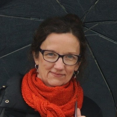 Inge Sandholt