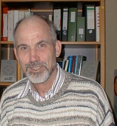 Eberhard R Hilf
