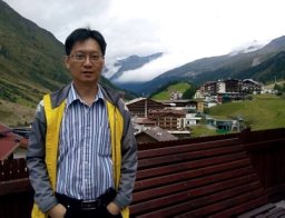 Chung-Hou Chung
