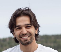 Ali Safari Khatouni