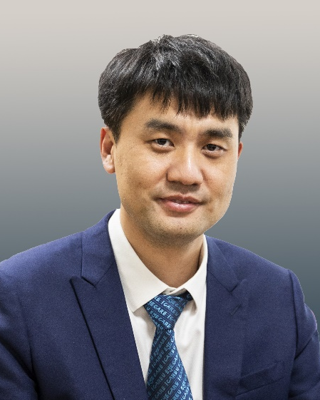 Jianzhong Su