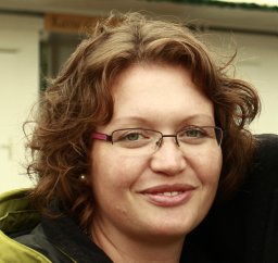 Stefanie Demirci