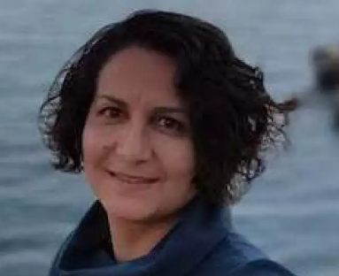 Roshanak Roshandel