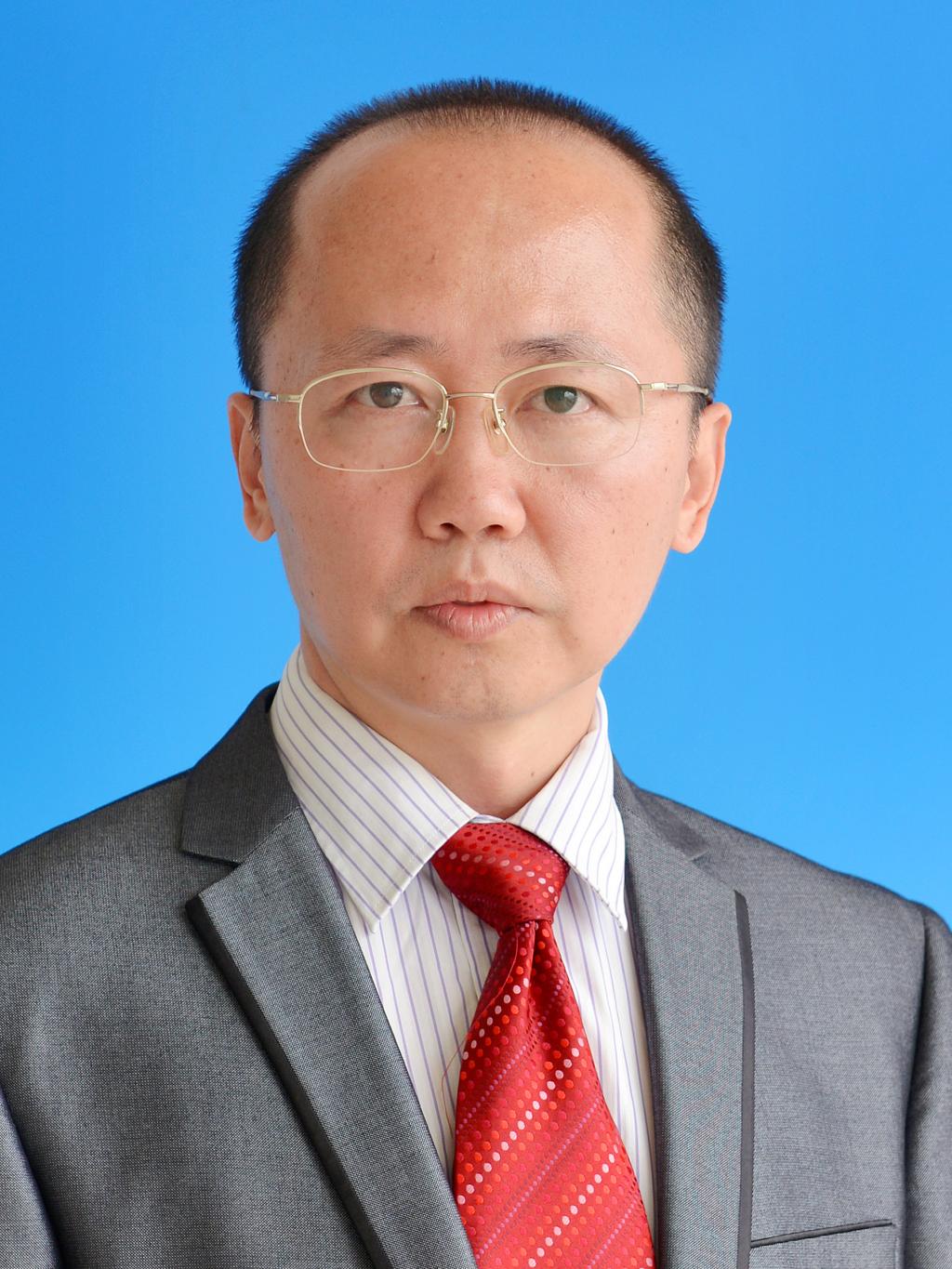Xiaozhong Wang