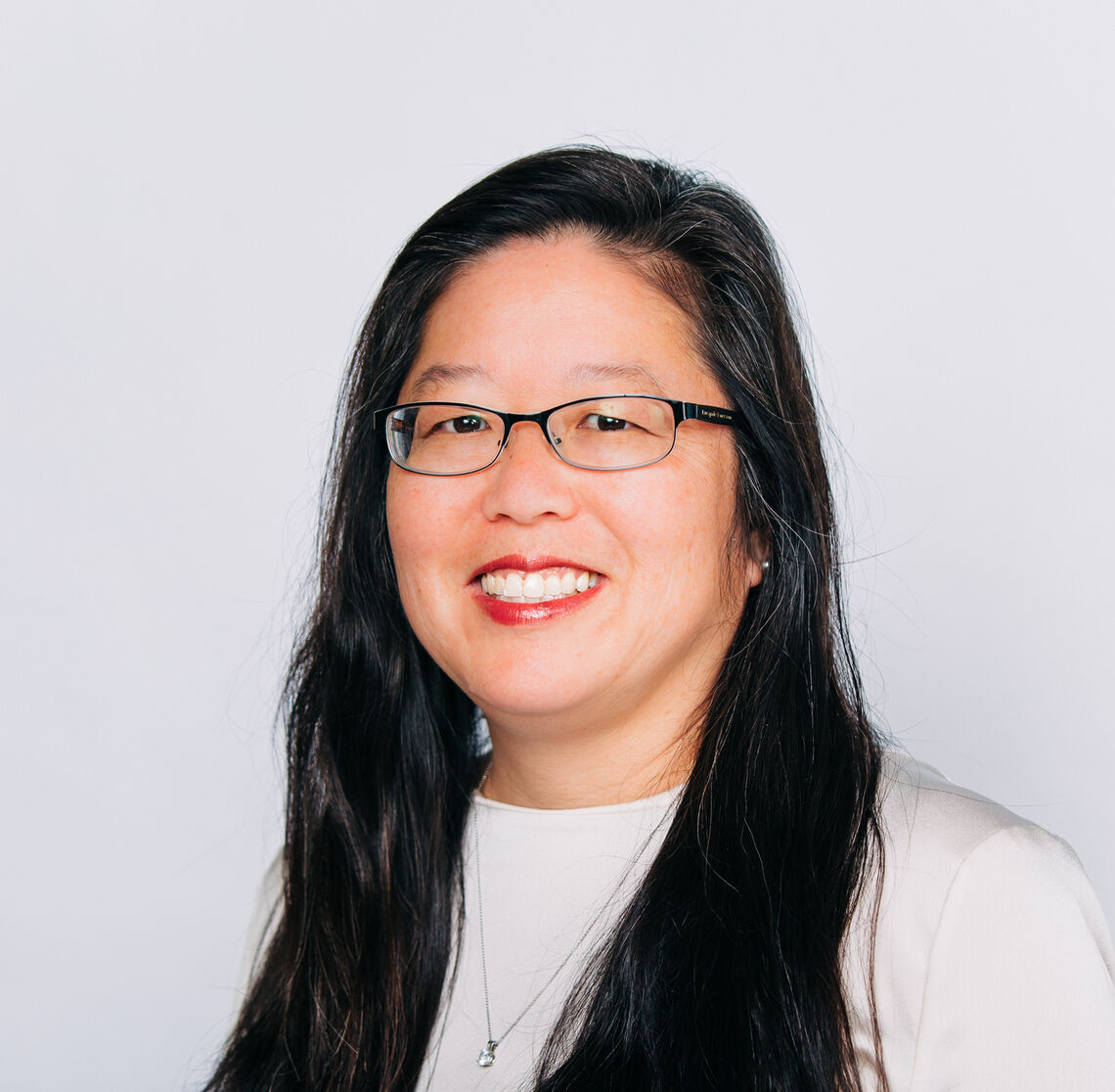 Angela K Shen