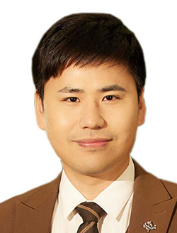 Yanggang Feng