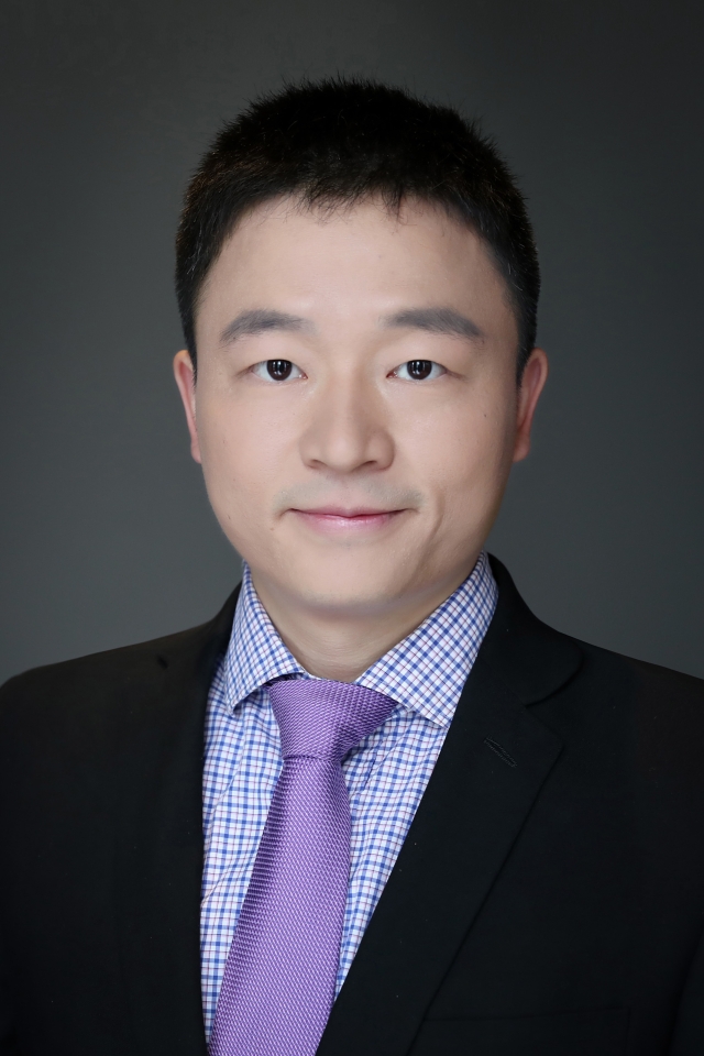 Weiguang Zhang