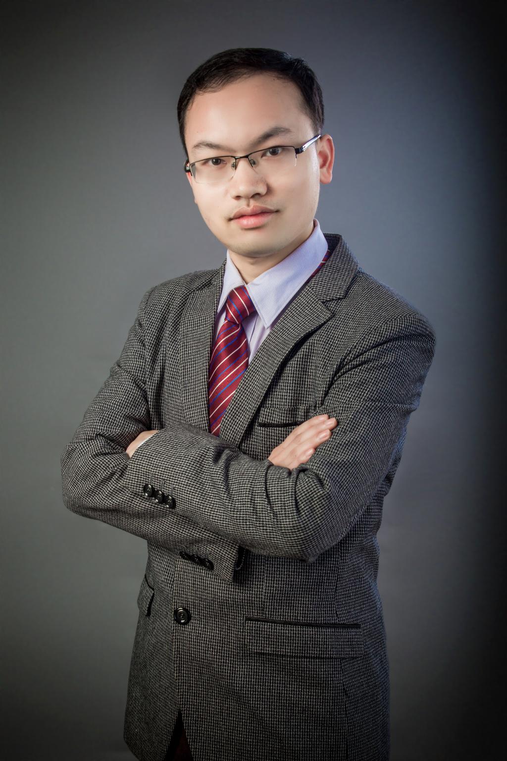 Menghua Cao