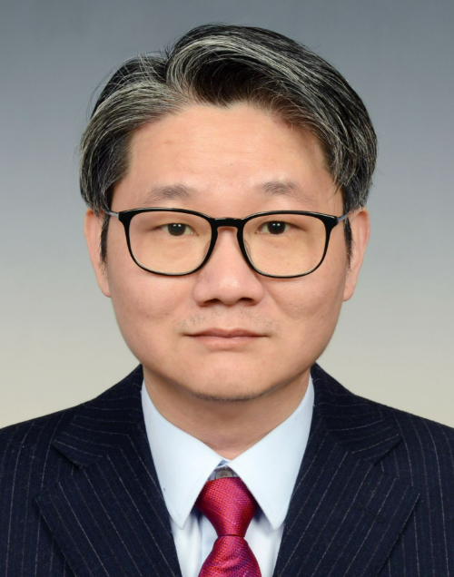 Minyong Li