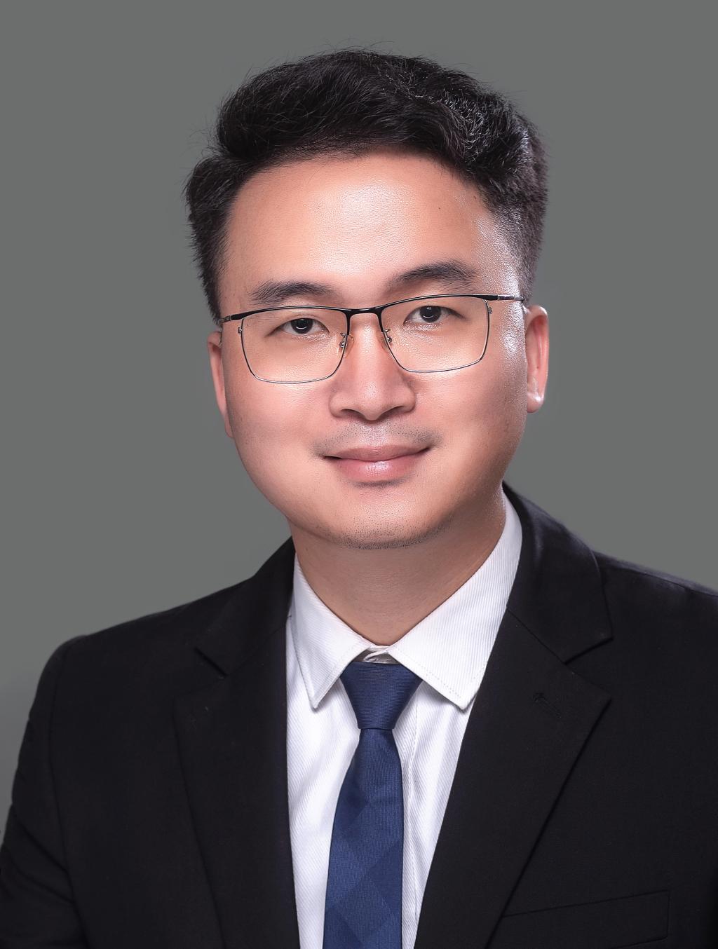 Yingjun Li