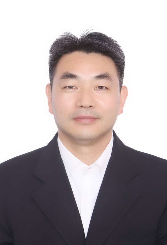 Dixiong Yang