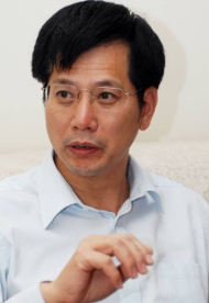 Keping Yu