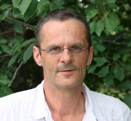 Nils Risgaard Petersen