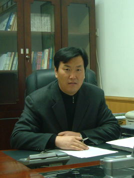 Yujin Chen