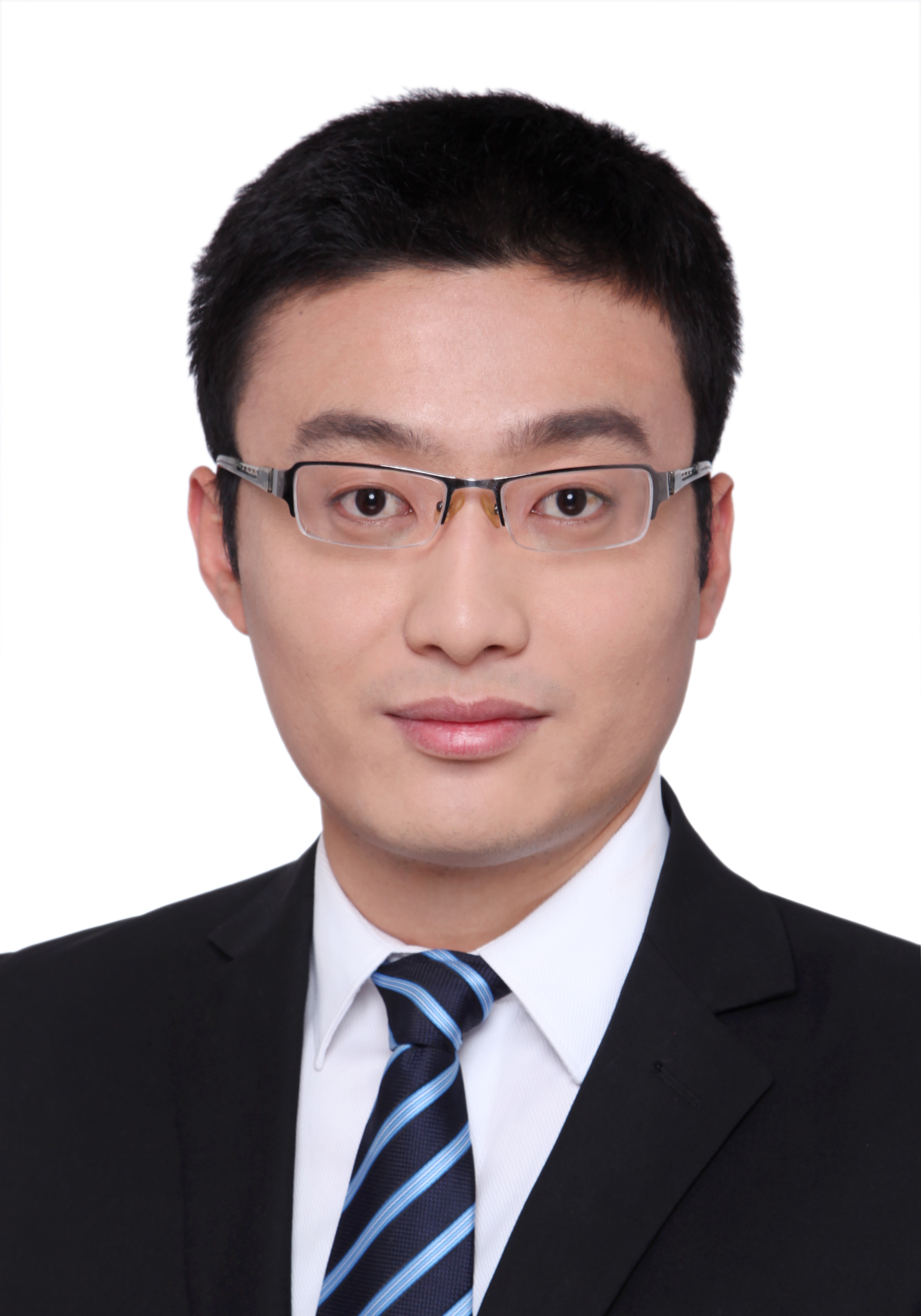Tongfei Li