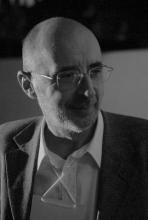 J Jamrozik