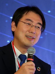 Mitsunobu R. Kano