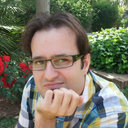 Daniel F Reyes