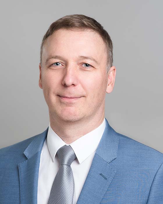Roman Genov