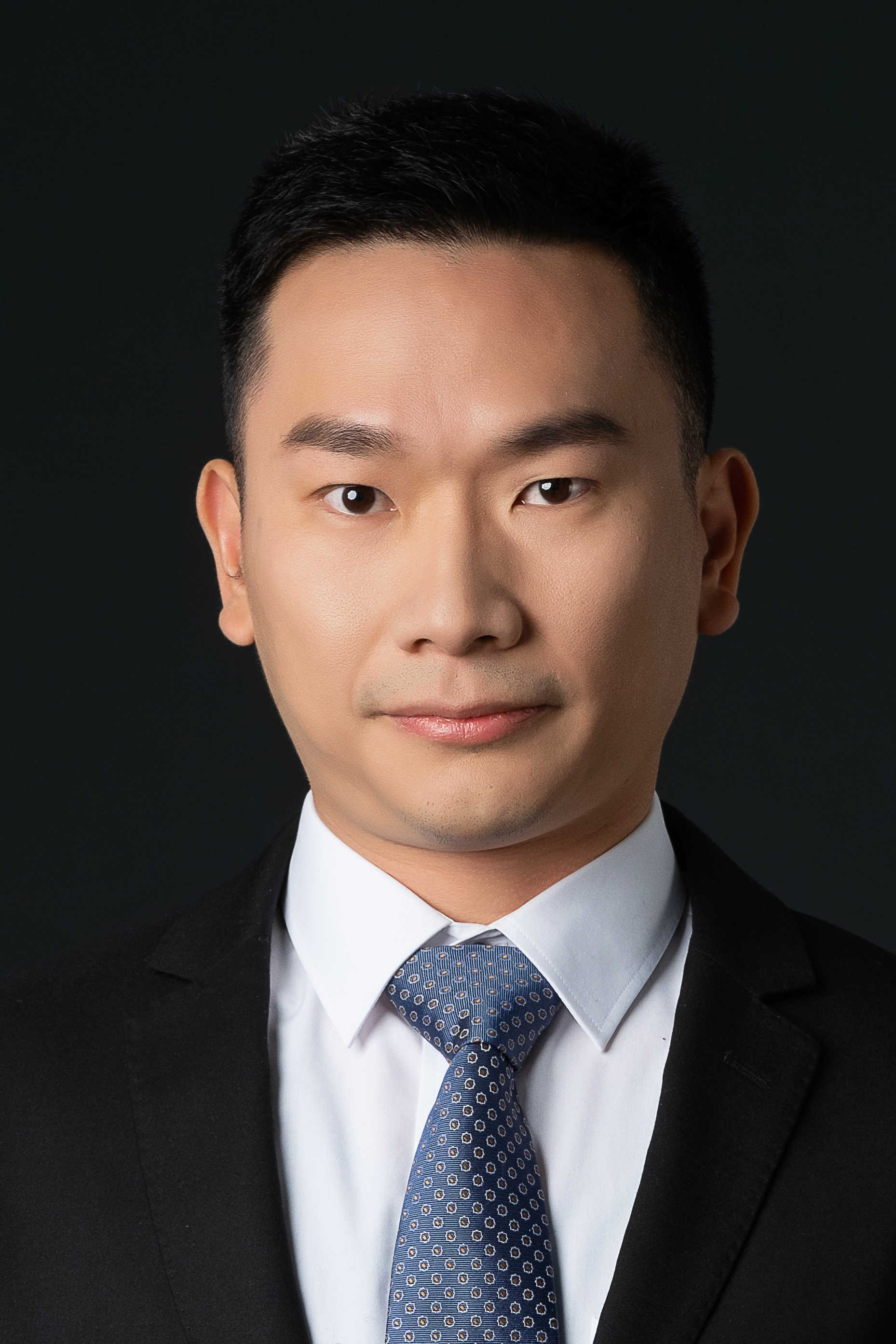 Zhencheng Huang