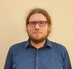 Stephan Mennicke