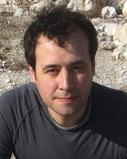 Enrique Gomez-Rivas