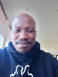 Velaphi Msomi