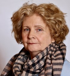Lukey Pauline T
