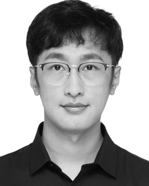 Zaifeng Yang