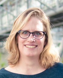 Anne M Land-Zandstra