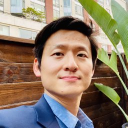 Deok-Hwang Kwon