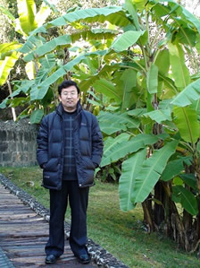 Duochuan Li