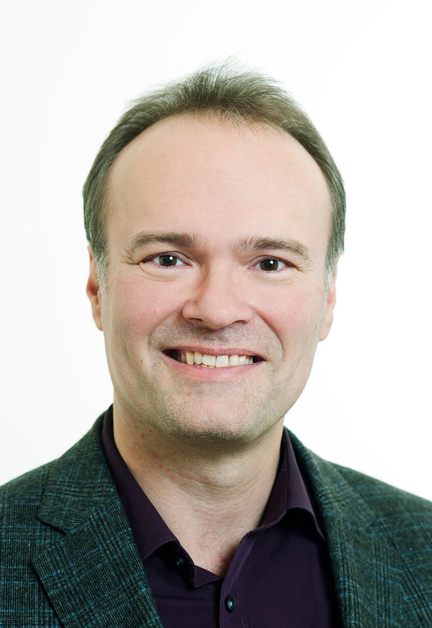 Gerhard Ecker