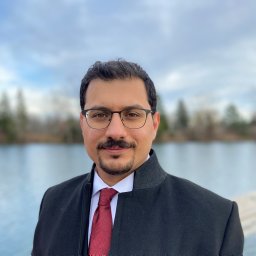 Arash Mahnan