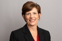 Ann Gansemer-Topf