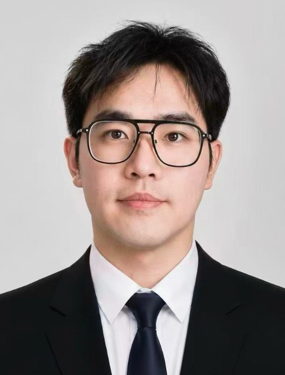 Zhaoyang Li
