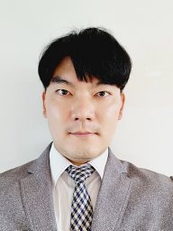 Kim Seong Y