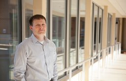 Dustin R Osborne
