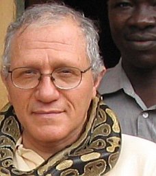 Luis E. Benavente