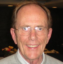 Robert Bayley
