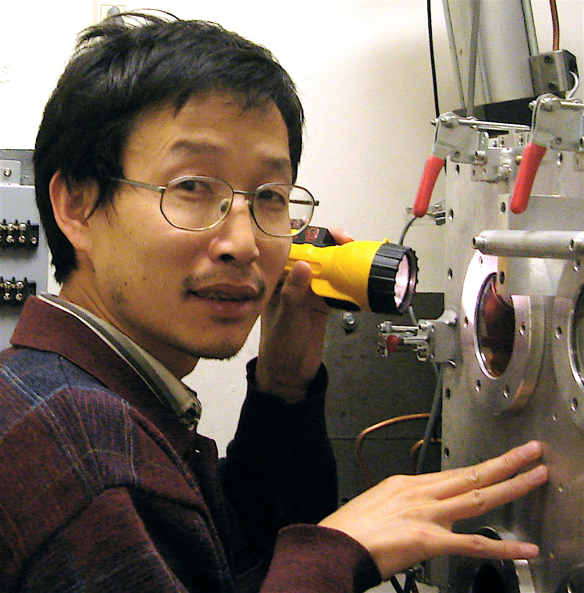 Zhongwu Wang