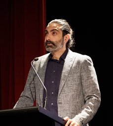 Shahrooz Shahparvari