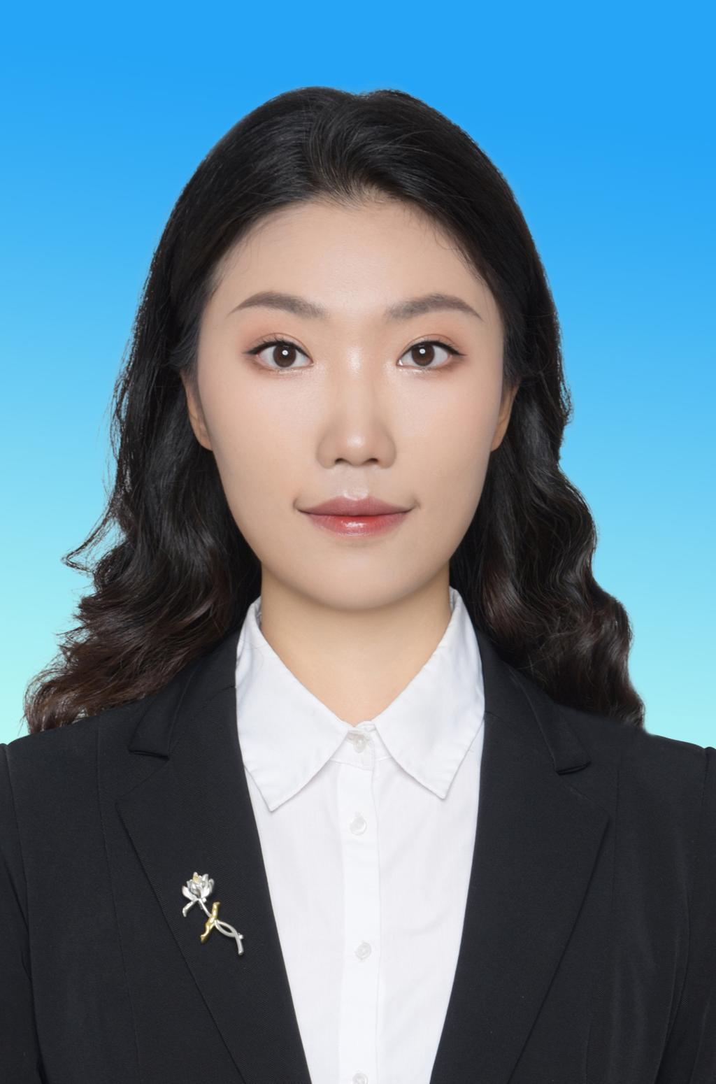 Xinyue Bi