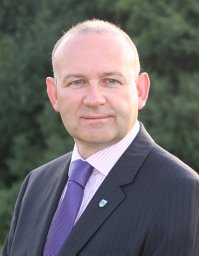 Jeremy C Simpson