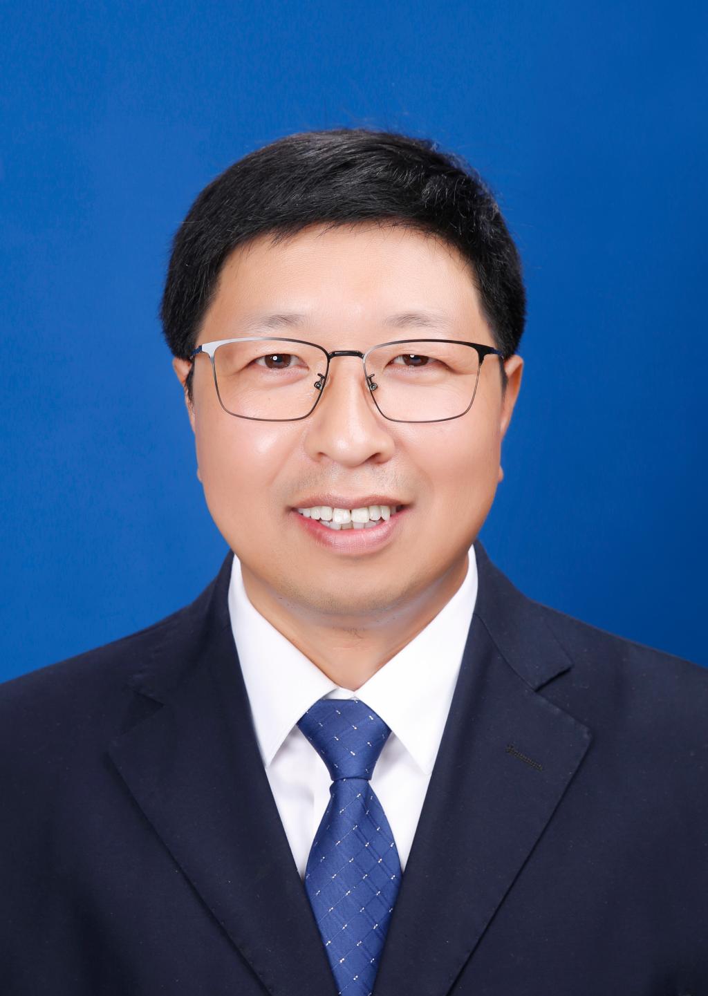 Junlong Meng