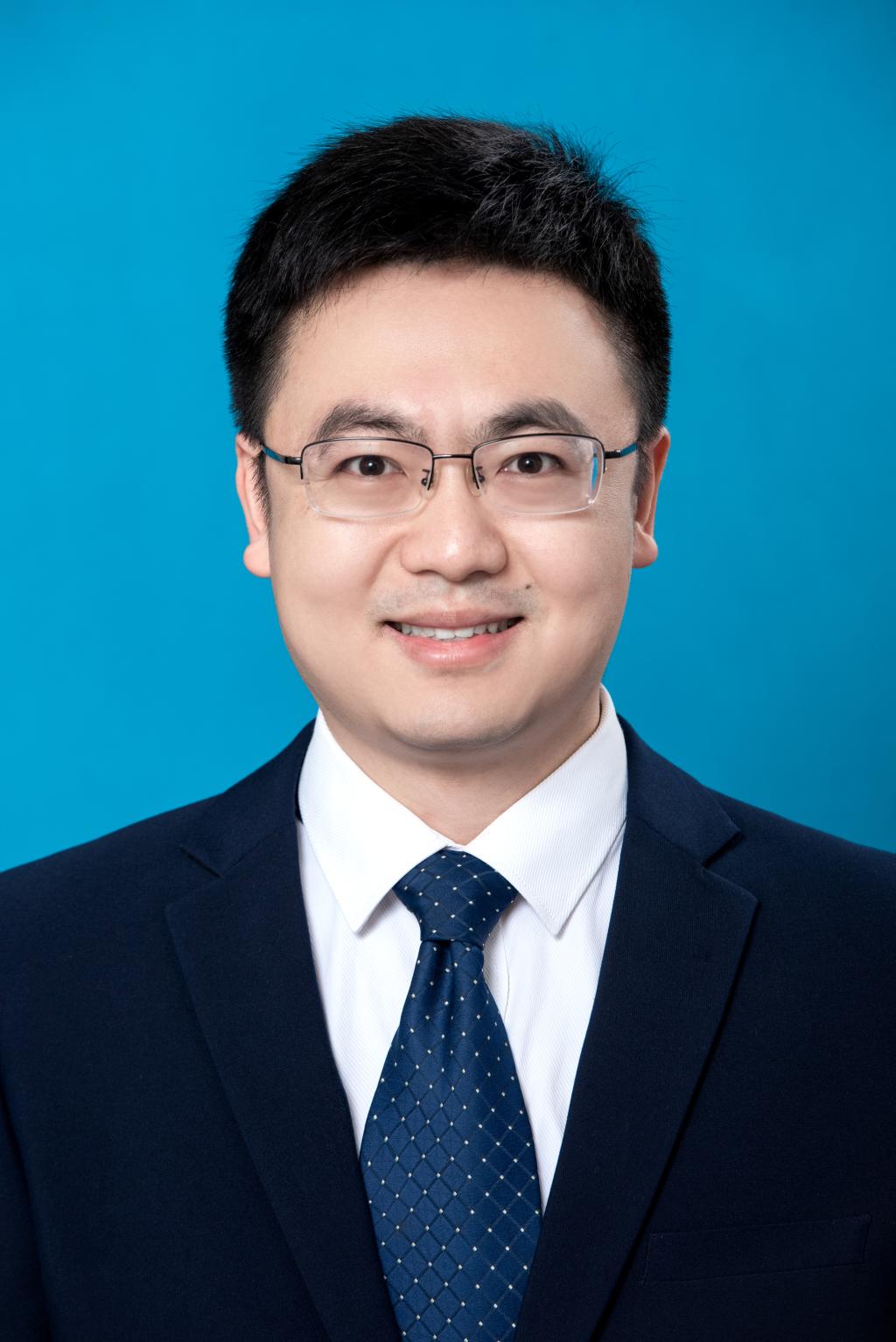 Huafeng Zhang