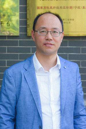 Yonggang Zhang