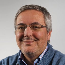 Cláudio M. Soares