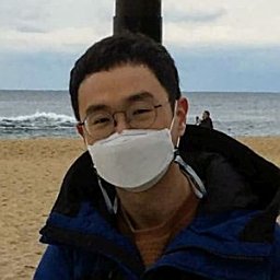 Myoung-Woo Yoo